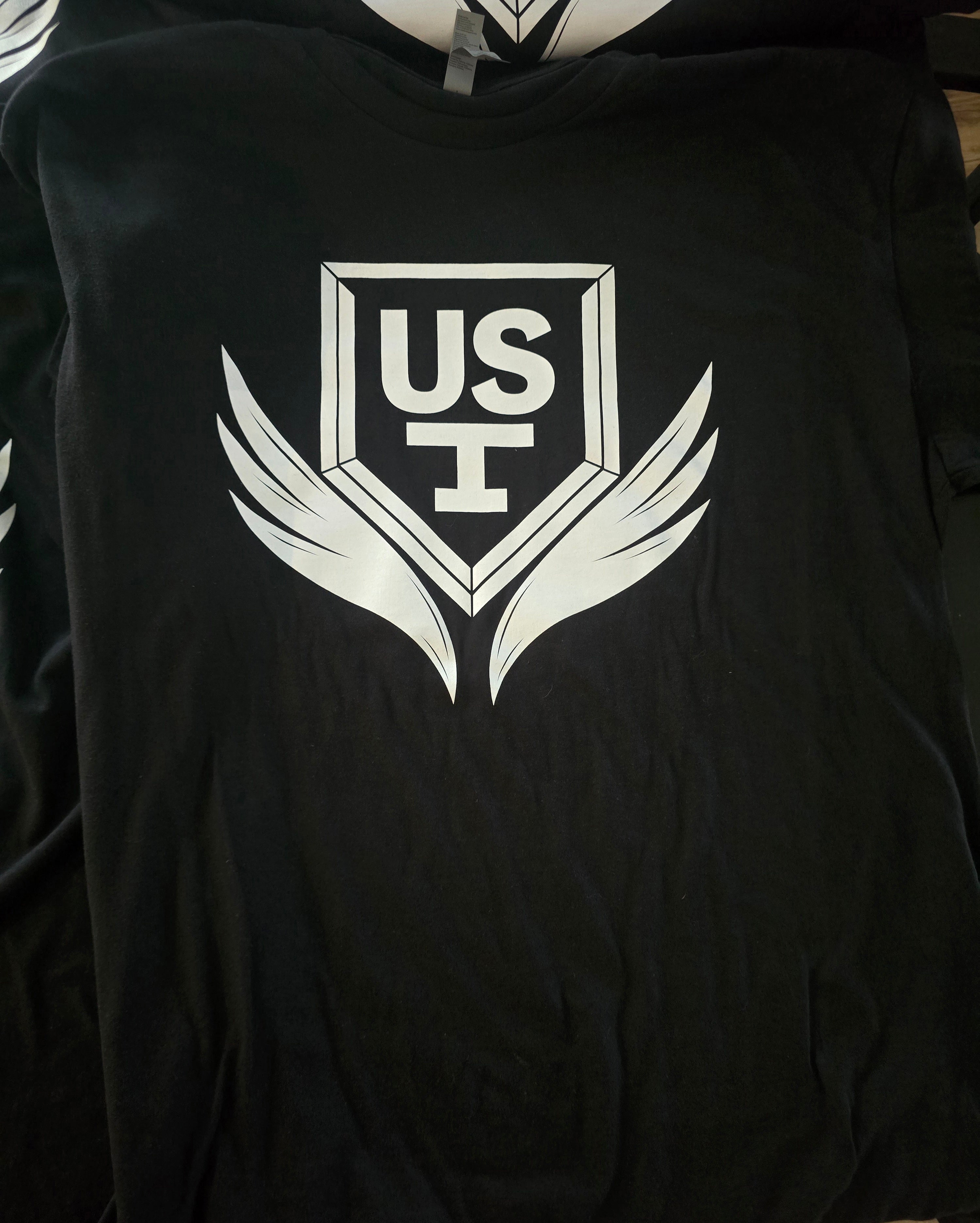 UOI CREST T SHIRT